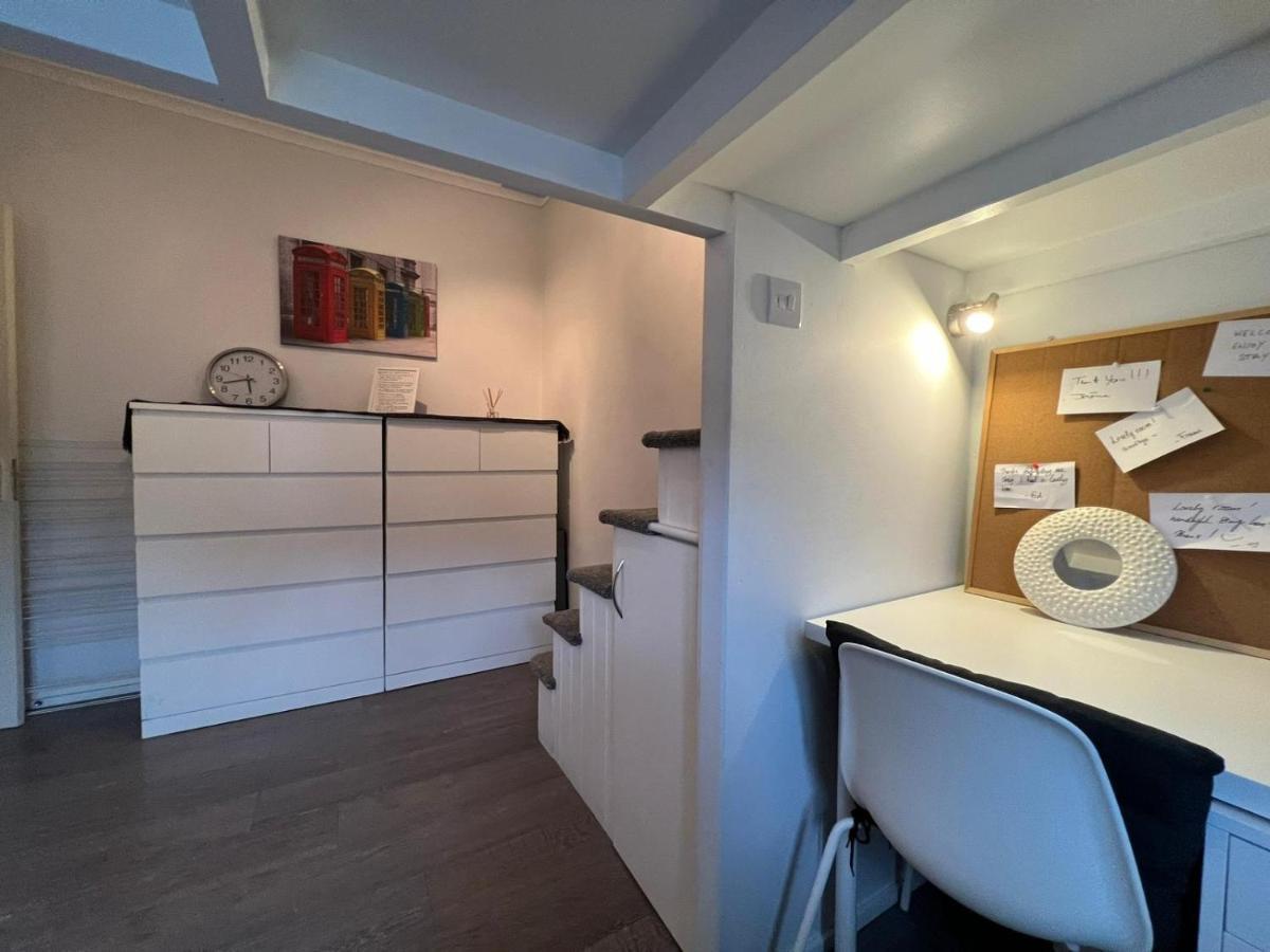 Holiday Properties Vauxhall Central Rooms Londra Exterior foto